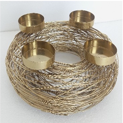 V695 Wire Wreath Candle Holder