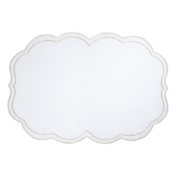 2857 Embroidered Polka Dot Placemat W/ Scallopped Border