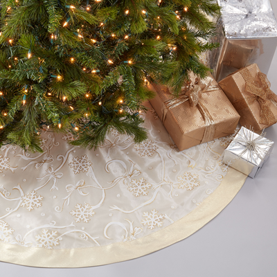 XJ366 Printed Snowflake And Ribbon Tree Skirt